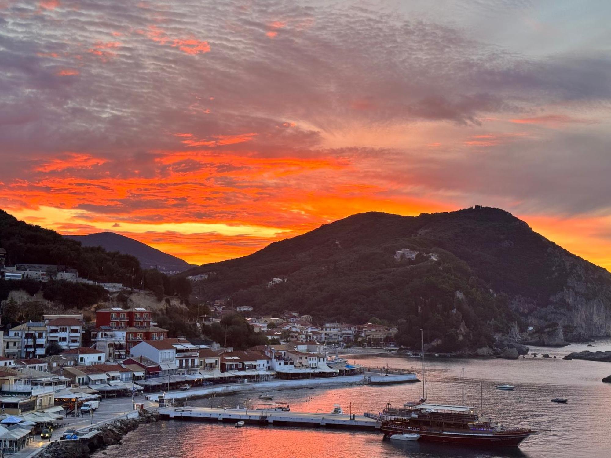 Sunrise House Hotel Parga Luaran gambar